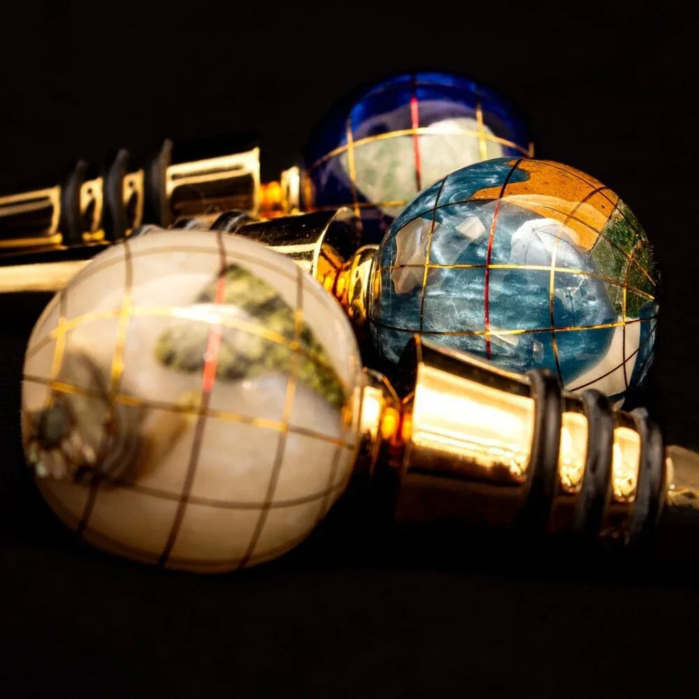 Alexander Kalifano Set of Gemstone Globe Wine Bottle Stoppers With Gold-Tone